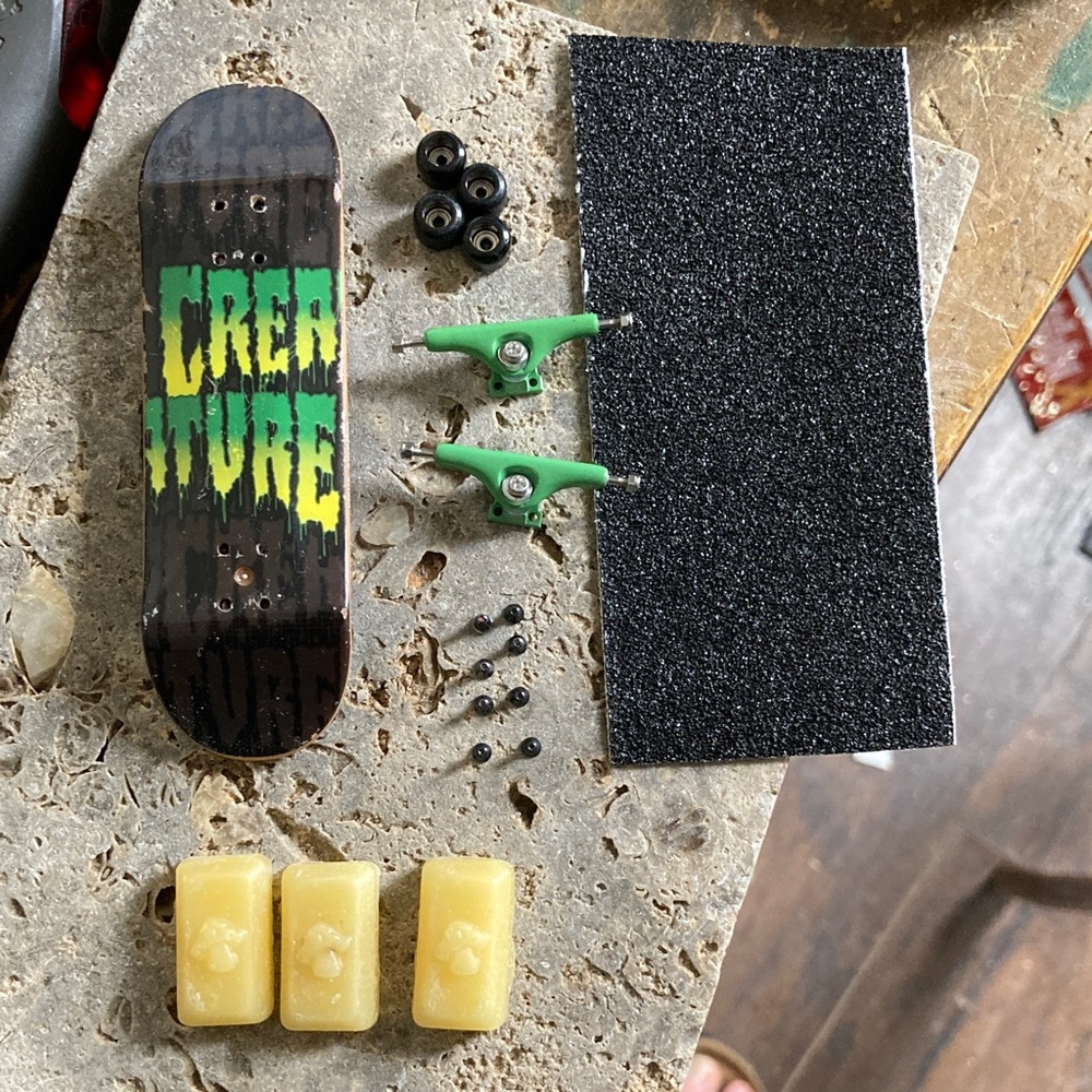 Creature Mini Skateboard Toy Set - Black and Green